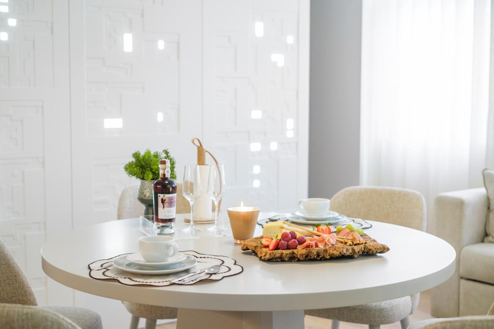 Sittium Apartment Порто Екстериор снимка